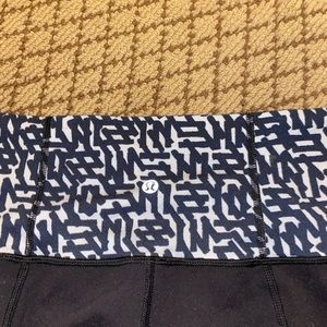 Lululemon yoga pants